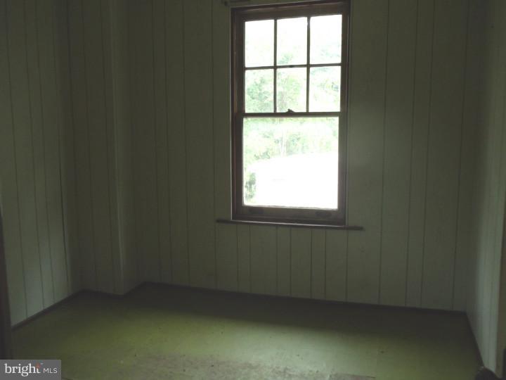 2107 River Road Reading, PA 19605 - Photo 3 of 7