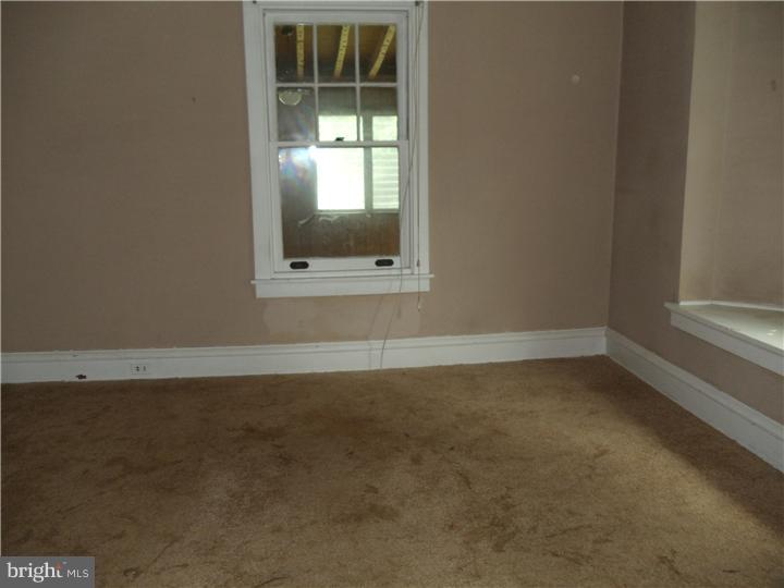 2107 River Road Reading, PA 19605 - Photo 6 of 7