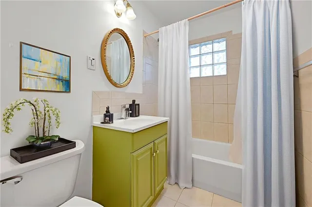 $175,000 | 7326 Tracy Avenue, Kansas City, MO 64131