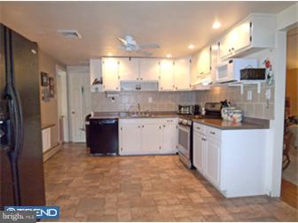 449 Valley Road Warminster, PA 18974 - Photo 3 of 12 Kitchen