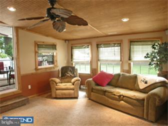 449 Valley Road Warminster, PA 18974 - Photo 5 of 12 Family Room
