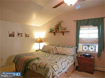 449 Valley Road Warminster, PA 18974 - Photo 6 of 12 Bedroom - Main