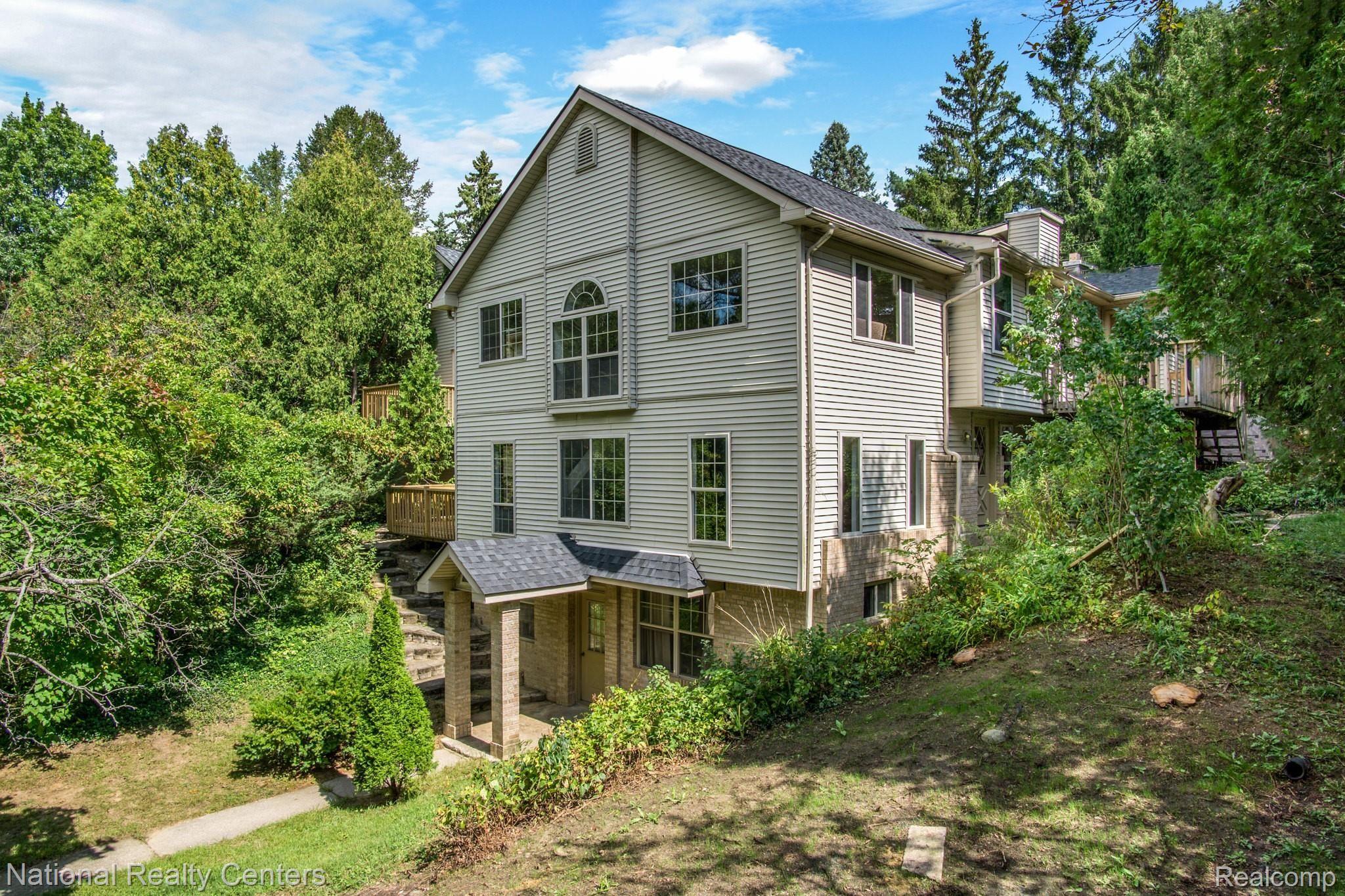 554 South Hughes Road Howell, MI 48843 - Photo 50 of 53 554-S-Hughes-Rd-50.jpg