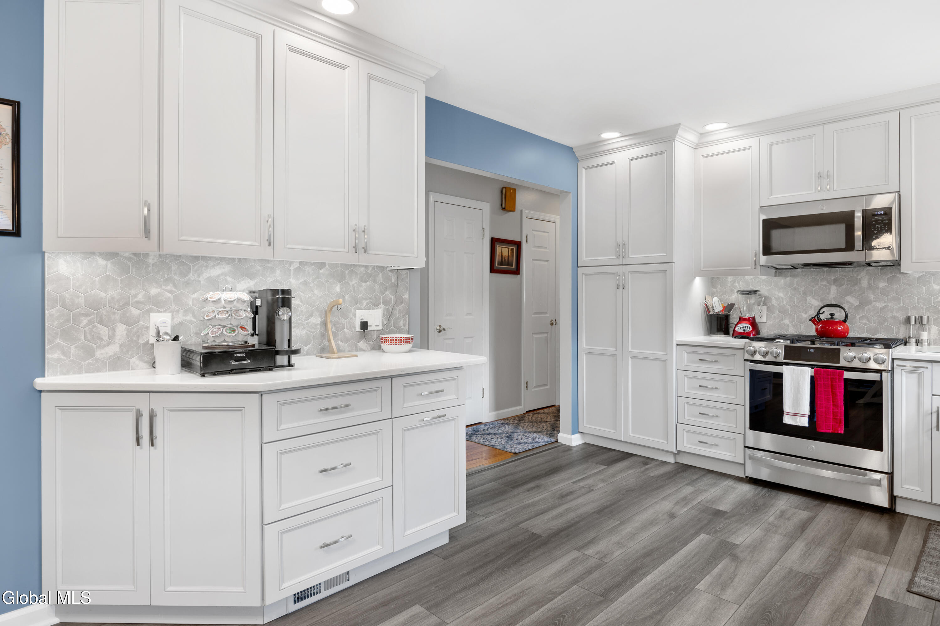 7 Gick Road Saratoga Springs, NY 12866 - Photo 9 of 32 2 (16)