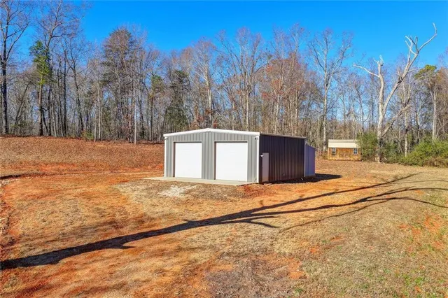 $699,900 | 476 Christmas Tree Road, Homer, GA 30547