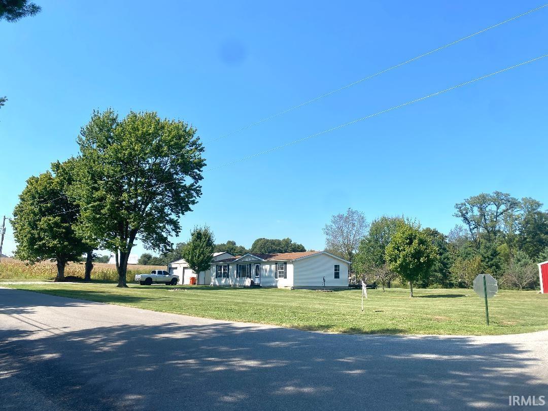 4963 East Sylvania Road Bloomfield, IN 47424 - Photo 7 of 34 Gallery Image 7