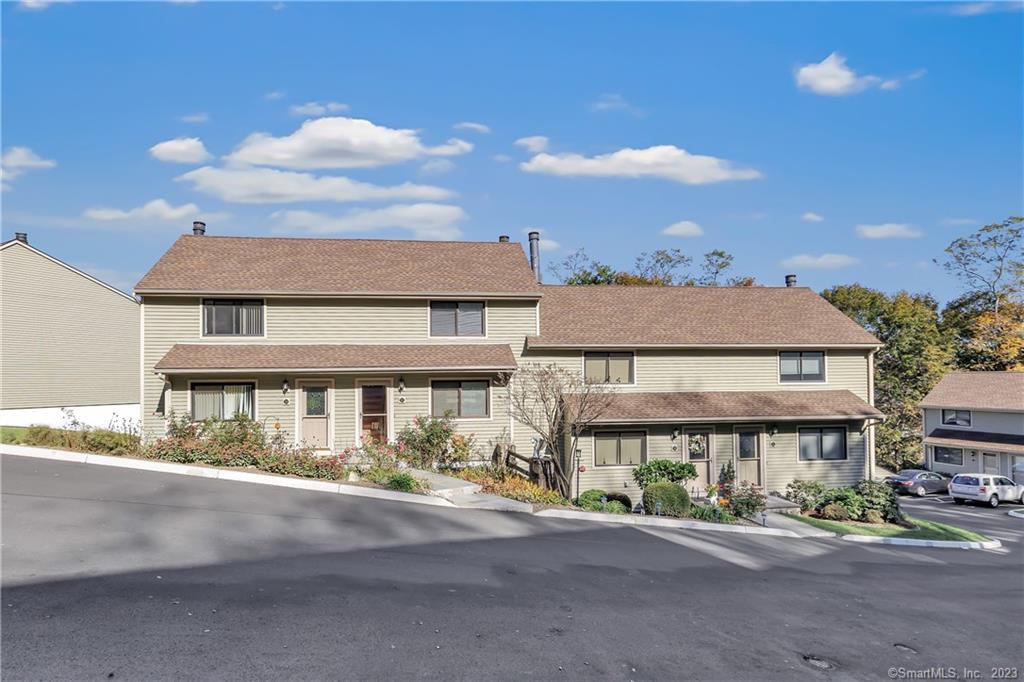17 Coram Road, Unit 5D Shelton, CT 06484 - Photo 1 of 1 Gallery Image 1
