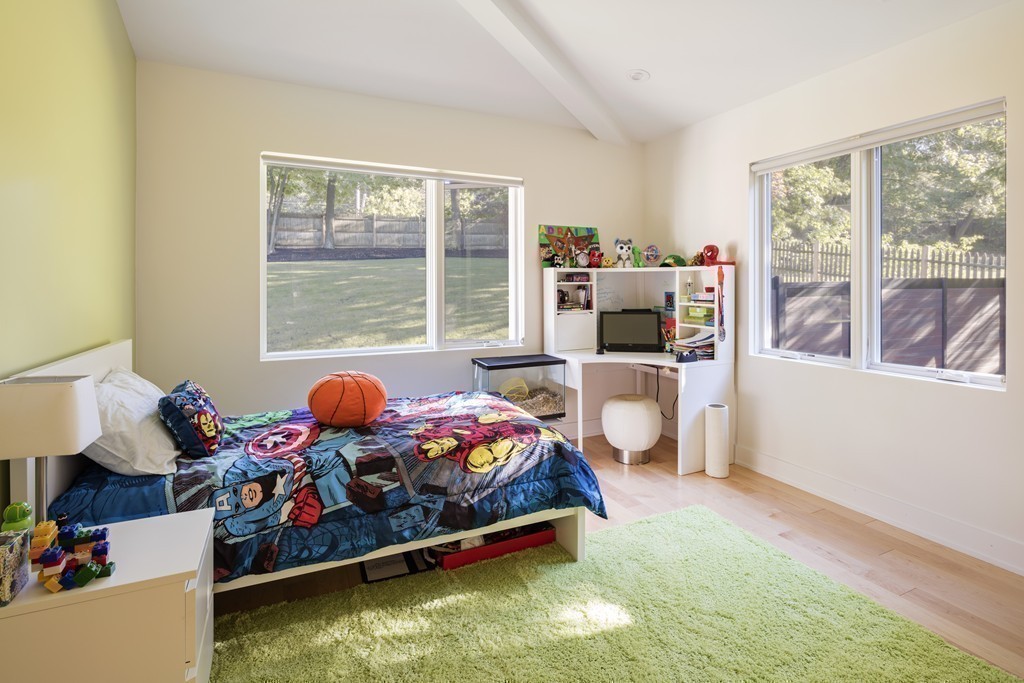 160 Fairway Road Brookline, MA 02467 - Photo 20 of 30