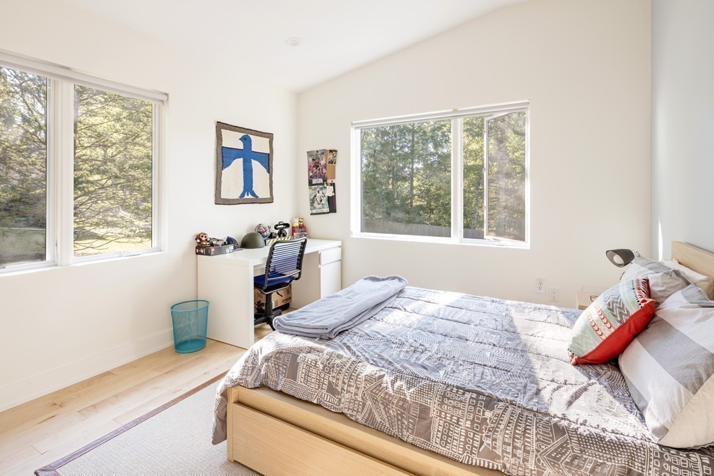 160 Fairway Road Brookline, MA 02467 - Photo 21 of 30