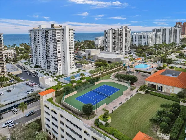 $725,000 | 3020 Northeast 32nd Avenue, Unit 1125, Fort Lauderdale, FL 33308