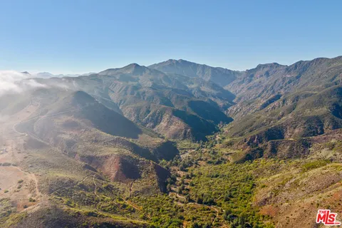 $9,950,000 | 5737 Bonsall Drive, Malibu, CA 90265