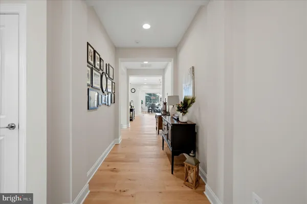 $625,000 | 136 Mallard Dr Lake, White Post, VA 22663