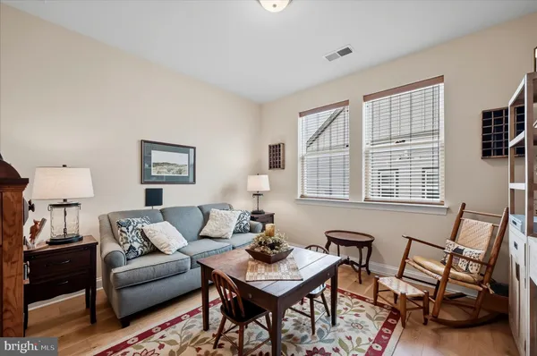 $625,000 | 136 Mallard Dr Lake, White Post, VA 22663