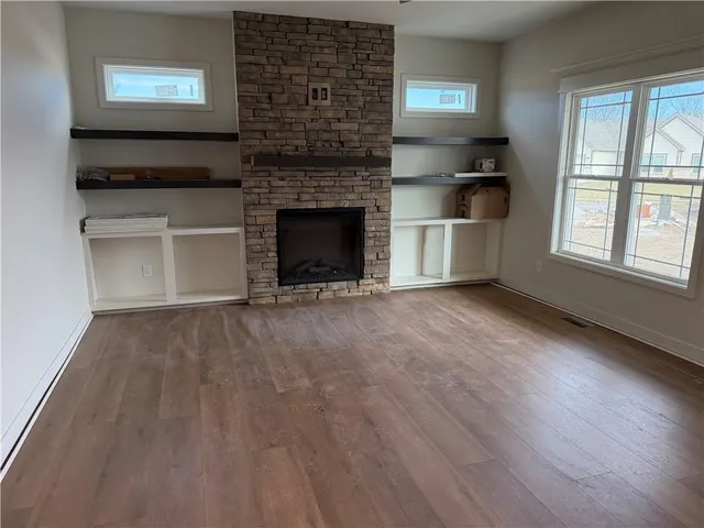 $447,500 | 2021 Riverstone Drive, Excelsior Springs, MO 64024