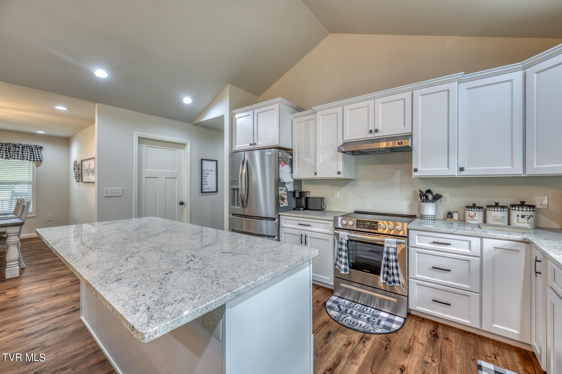 206 Price Road Elizabethton, TN 37643 - Photo 12 of 33 206 Price Rd-10