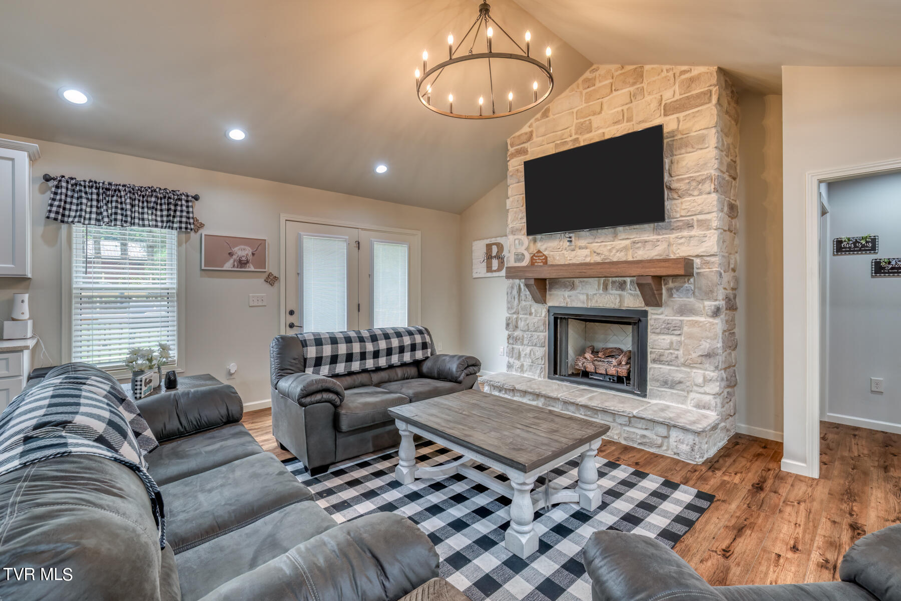 206 Price Road Elizabethton, TN 37643 - Photo 14 of 33 206 Price Rd-12