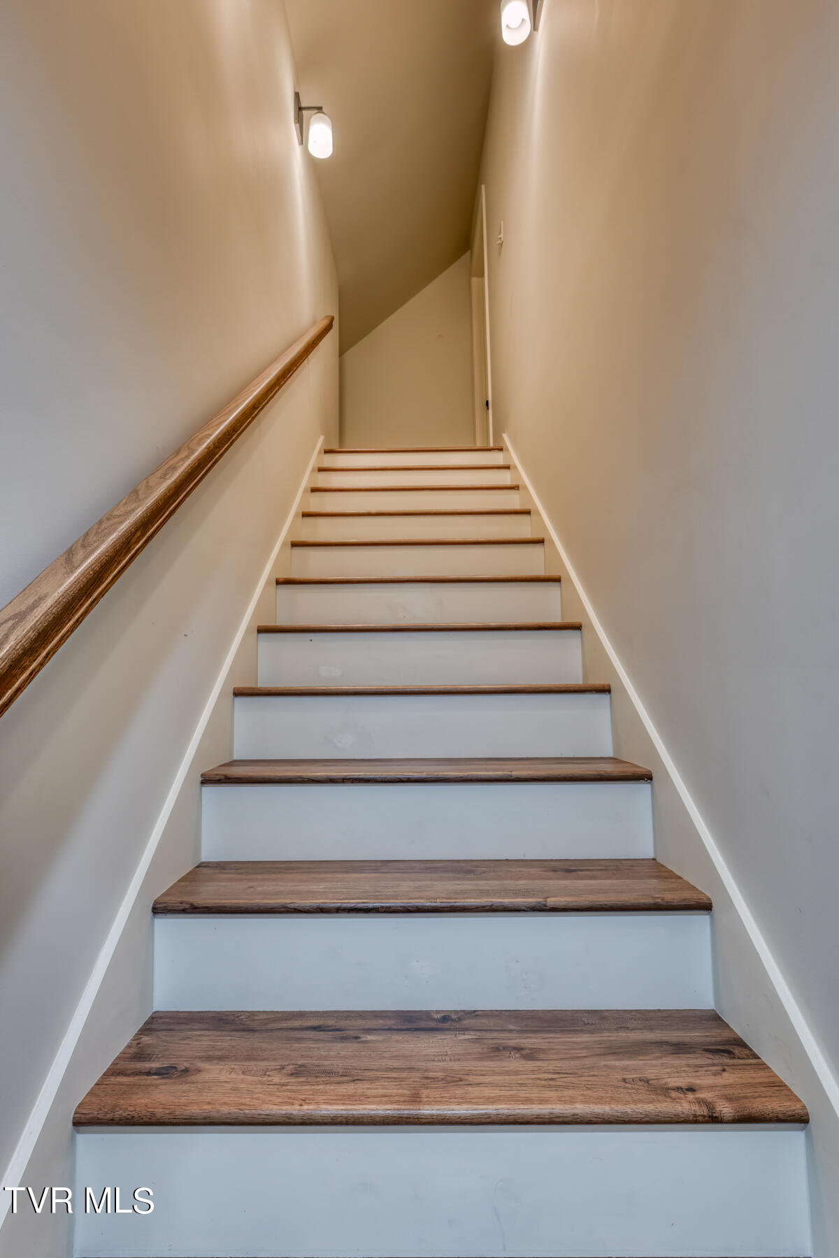 206 Price Road Elizabethton, TN 37643 - Photo 27 of 33 206 Price Rd-25