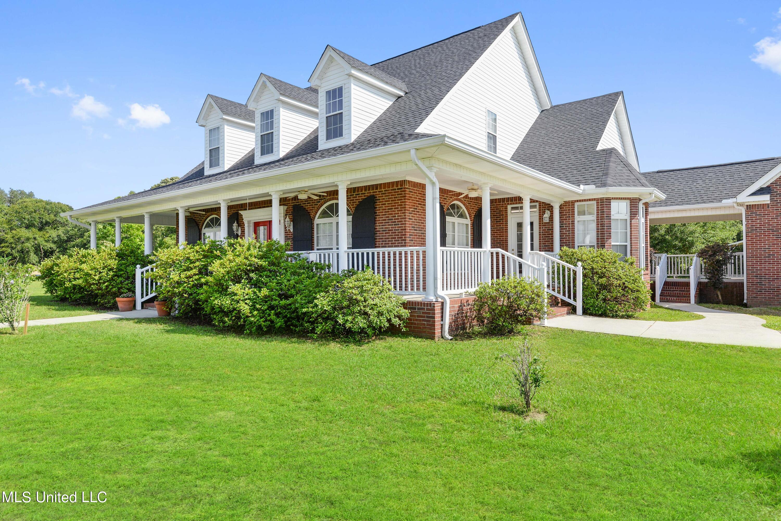 5209 Remington Road Moss Point, MS 39562 - Photo 3 of 66 003