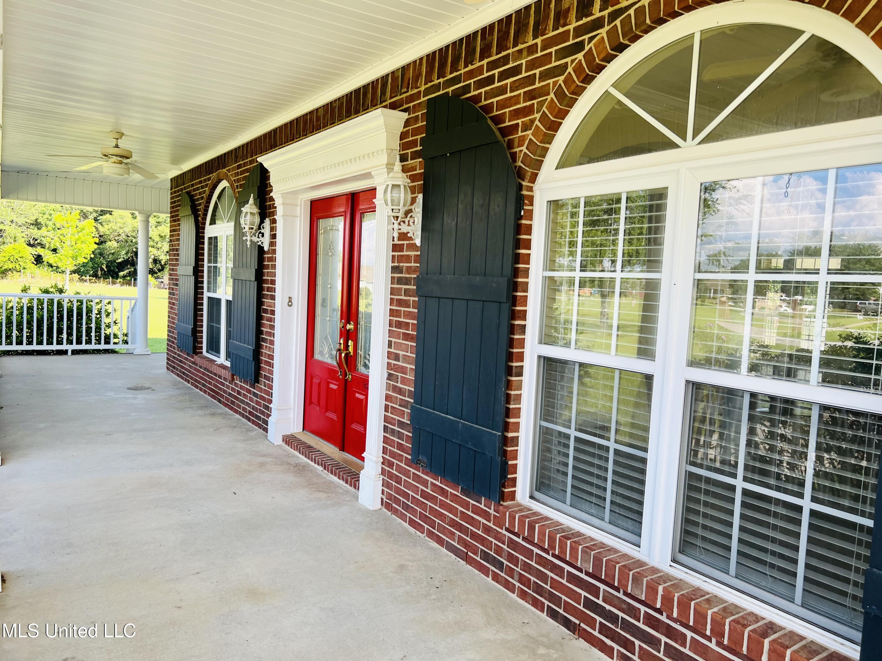 5209 Remington Road Moss Point, MS 39562 - Photo 5 of 66 7C68BED1-FA49-43E0-9981-EB6FBB8DA28C