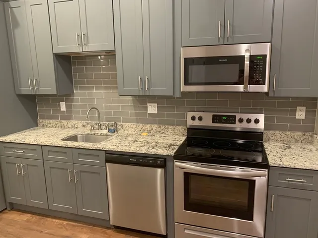 $1,750 | 149 Washington Street, Unit 1, Haverhill, MA 01832