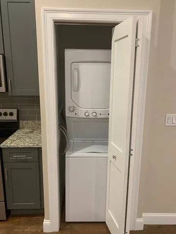 $1,750 | 149 Washington Street, Unit 1, Haverhill, MA 01832