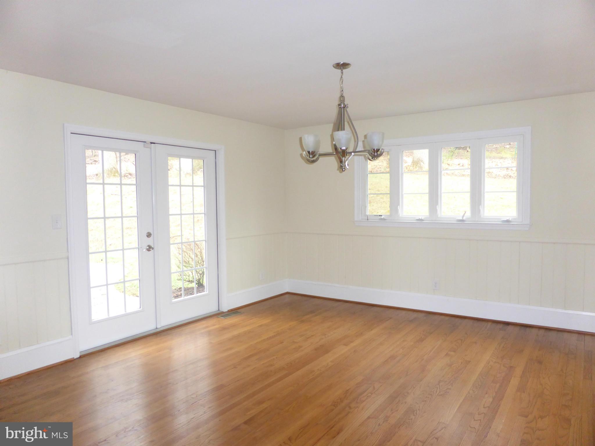 722 Milldam Road Baltimore, MD 21286 - Photo 6 of 16 Dining Room