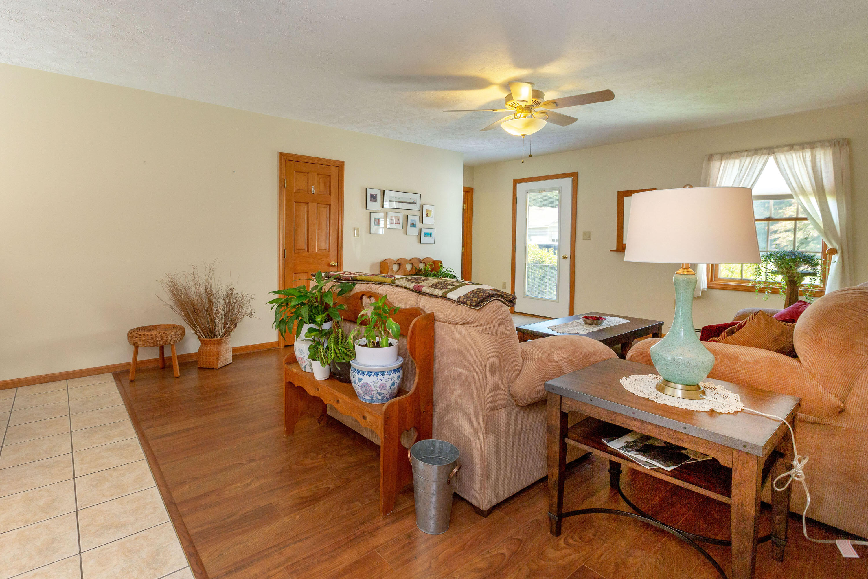 8 Abby Circle, Unit 2 Topsham, ME 04086 - Photo 20 of 53 Living Room