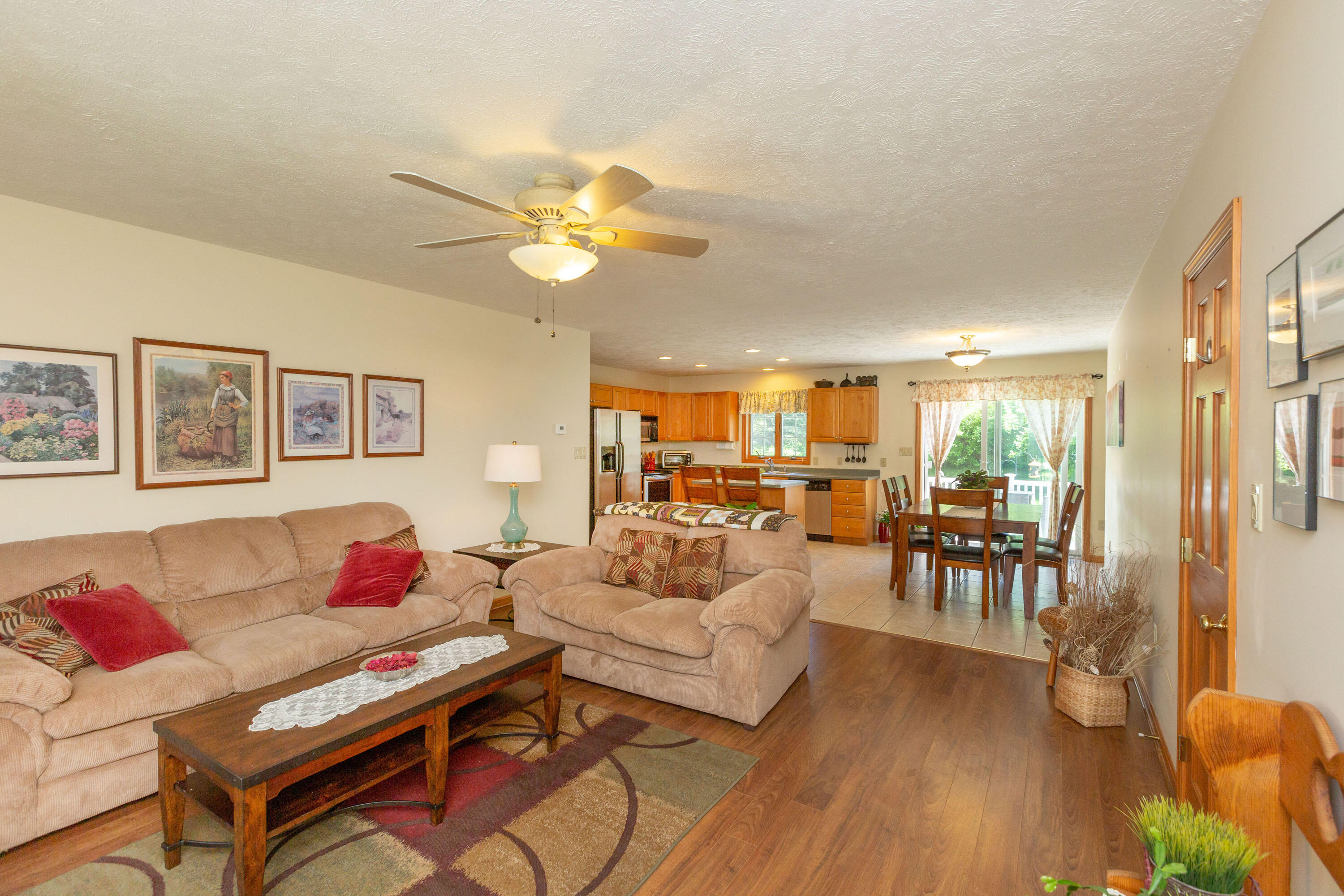 8 Abby Circle, Unit 2 Topsham, ME 04086 - Photo 2 of 53 Living Room