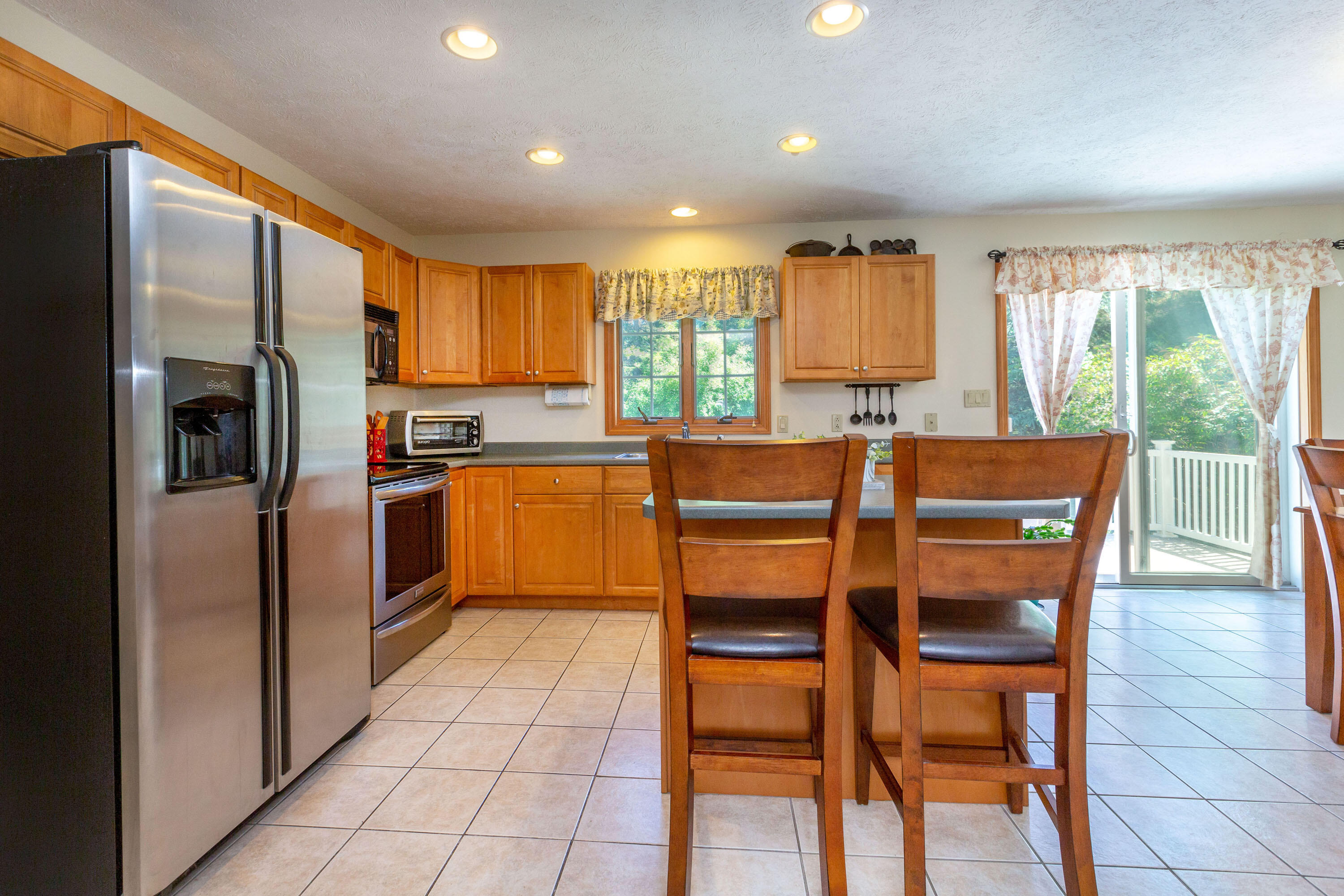 8 Abby Circle, Unit 2 Topsham, ME 04086 - Photo 24 of 53 Kitchen