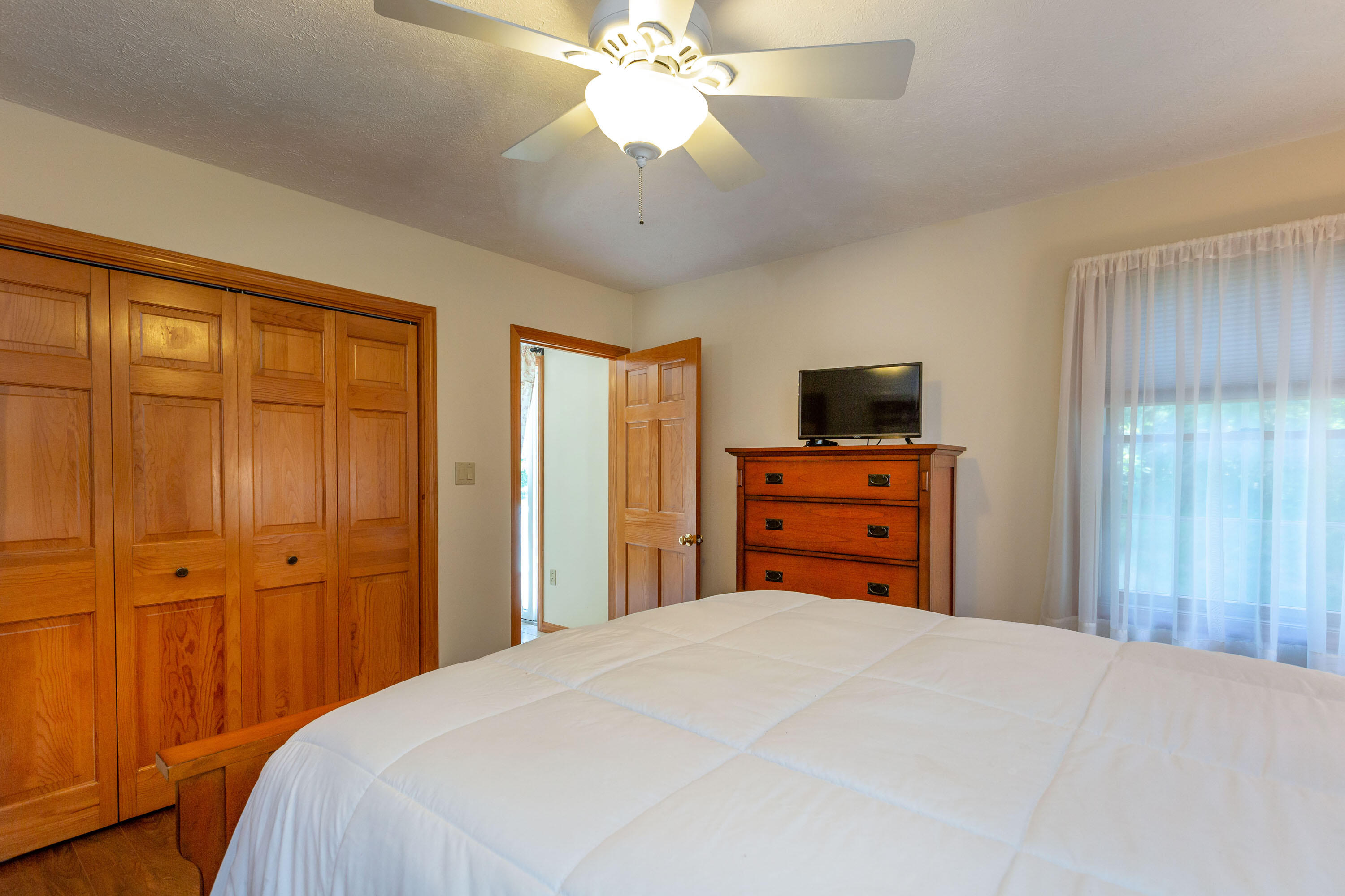 8 Abby Circle, Unit 2 Topsham, ME 04086 - Photo 31 of 53 Bedroom