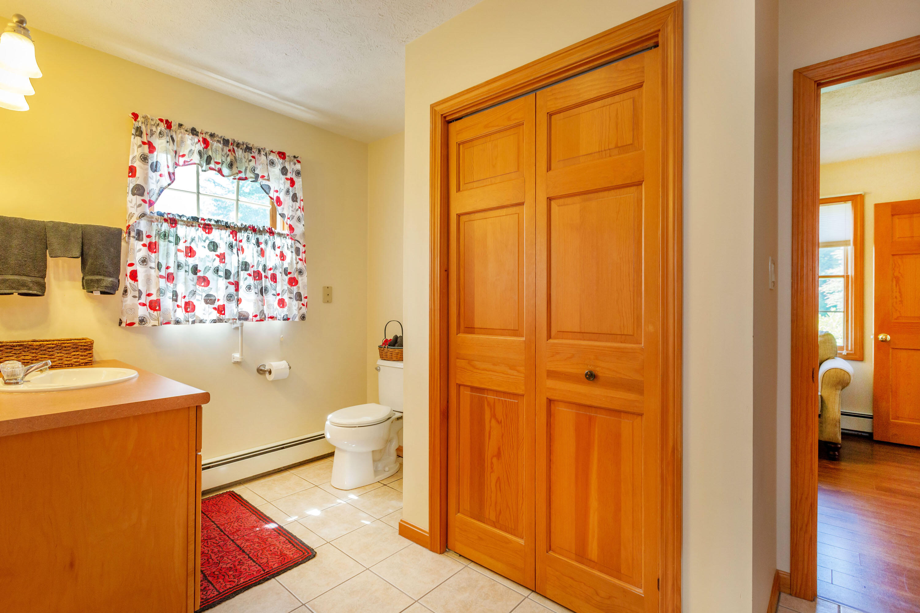 8 Abby Circle, Unit 2 Topsham, ME 04086 - Photo 33 of 53 Full Bath