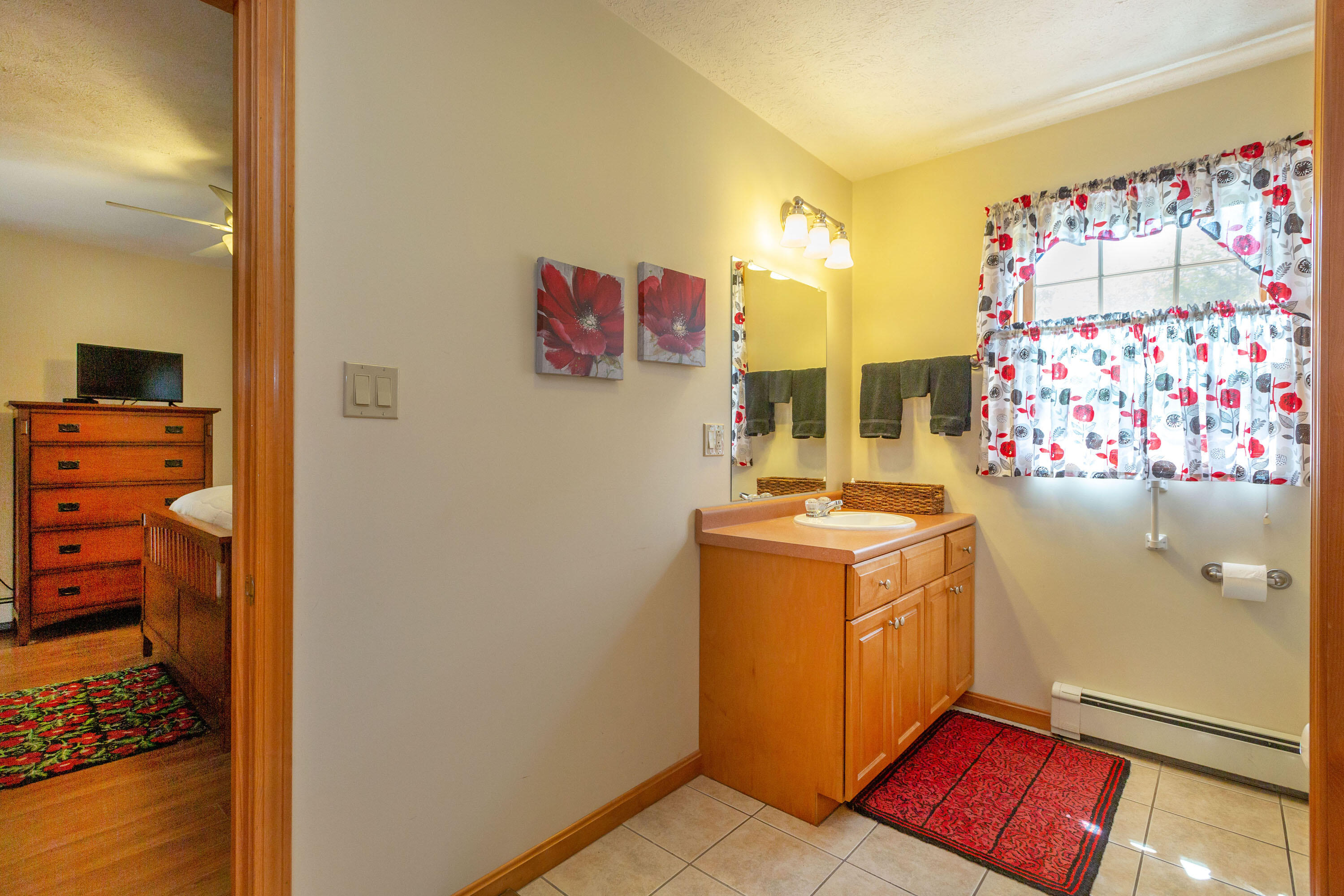 8 Abby Circle, Unit 2 Topsham, ME 04086 - Photo 34 of 53 Full Bath