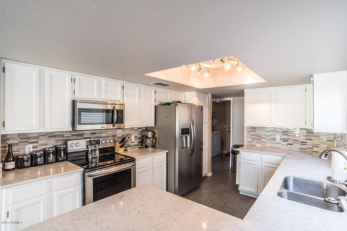 4644 East Danbury Road Phoenix, AZ 85032 - Photo 22 of 36 2017-10-11_0022
