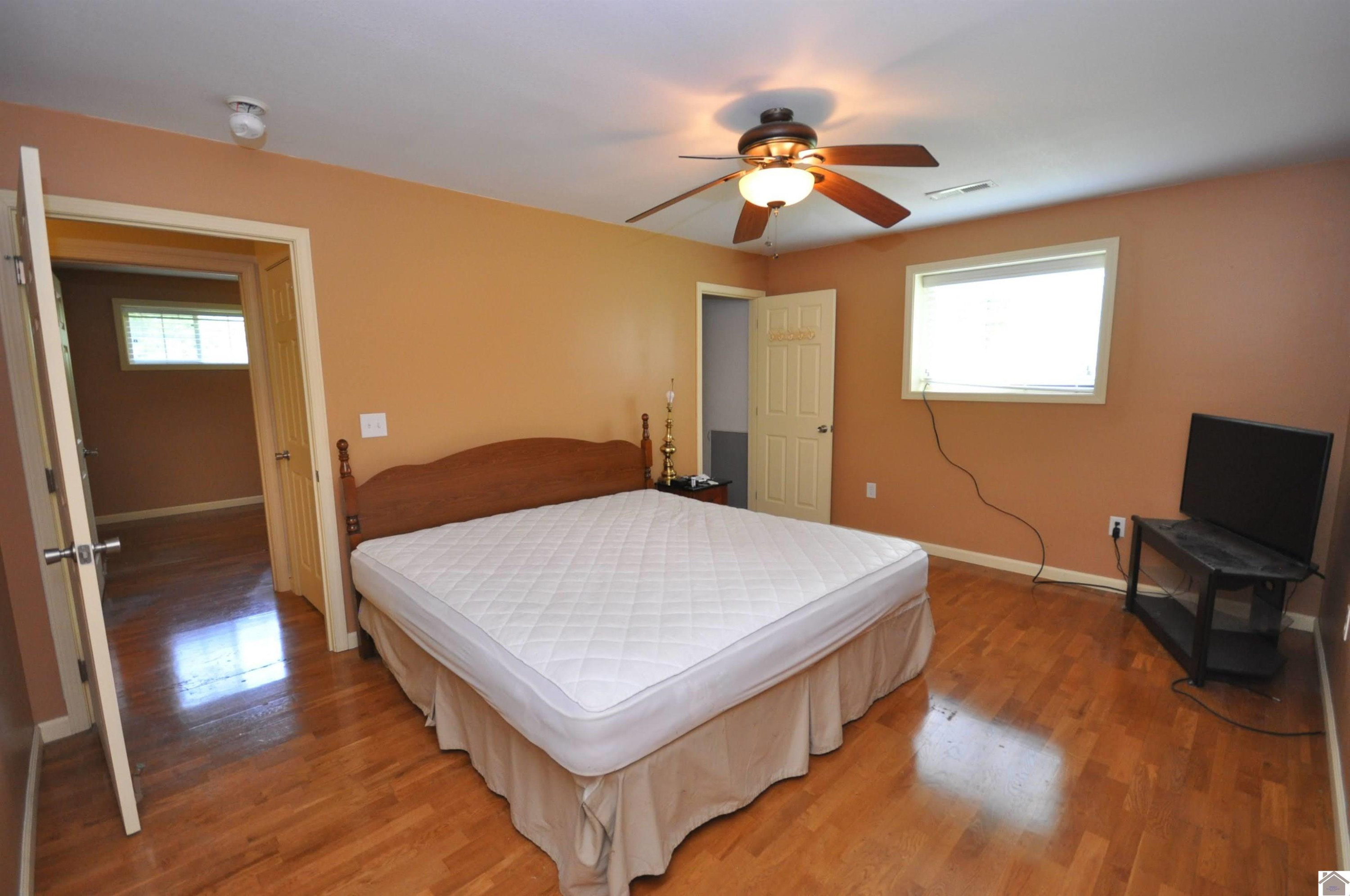725 Pleasantview Drive Grand Rivers, KY 42045 - Photo 19 of 33 Photo 19