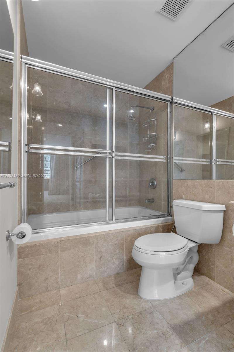 801 Brickell Key Boulevard, Unit 2108 Miami, FL 33131 - Photo 15 of 37