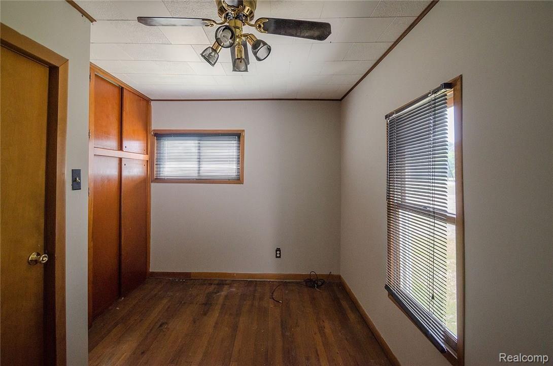 14015 Haggerty Road Belleville, MI 48111 - Photo 9 of 34 21_27.jpg