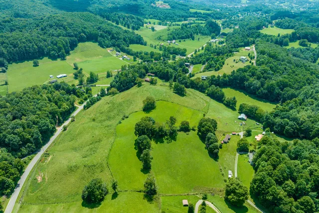 $607,880 | 0 North N Highway, Mountain City, TN 37683