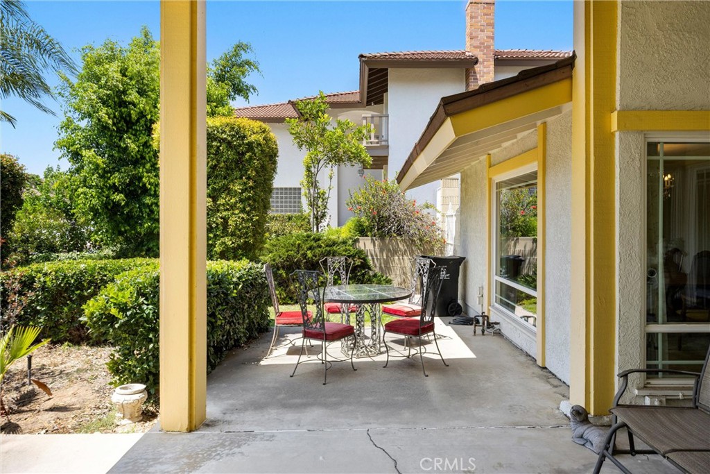 2132 Camino Rey Fullerton, CA 92833 - Photo 9 of 60