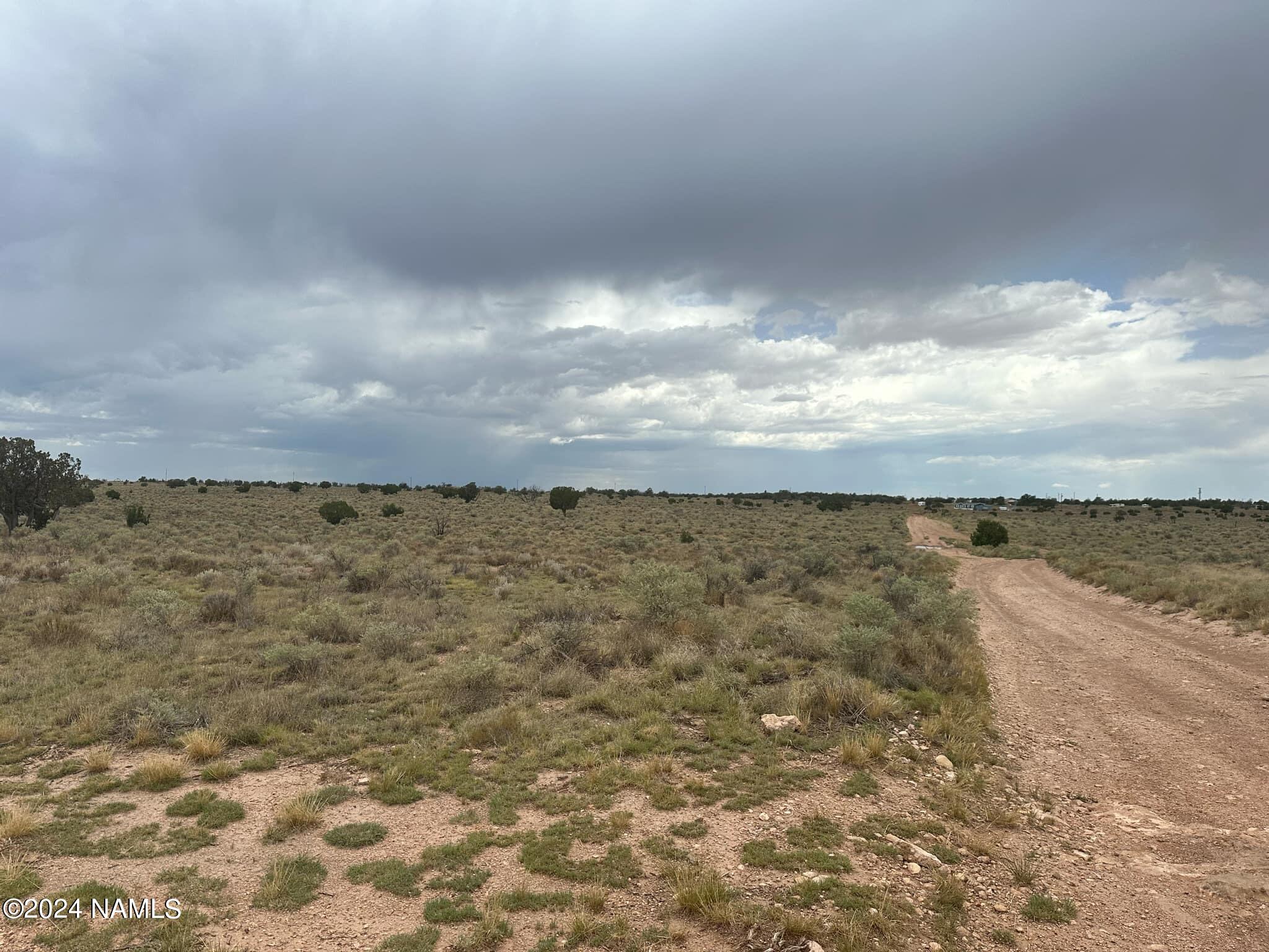 1224 Valle Road, Unit 8 Williams, AZ 86046 - Photo 8 of 10 c5701e9b-b7c6-4354-be61-51c4c1479435