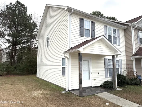 $170,000 | 301 Comanche Trail, Havelock, NC 28532