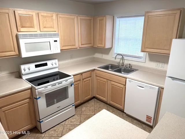 $170,000 | 301 Comanche Trail, Havelock, NC 28532