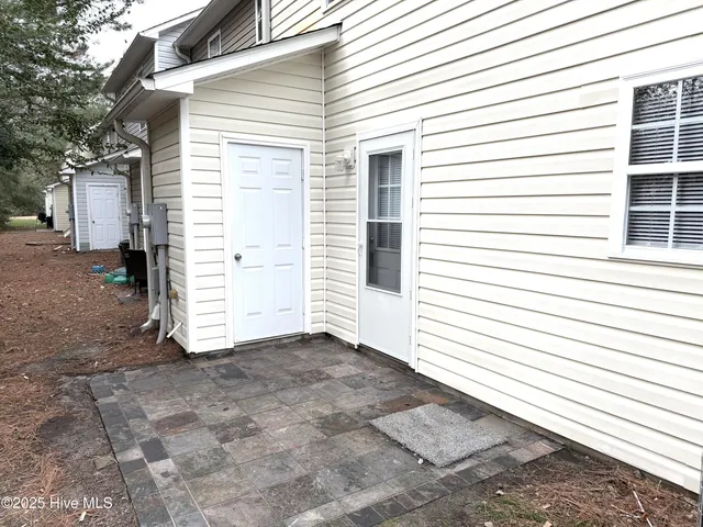 $170,000 | 301 Comanche Trail, Havelock, NC 28532