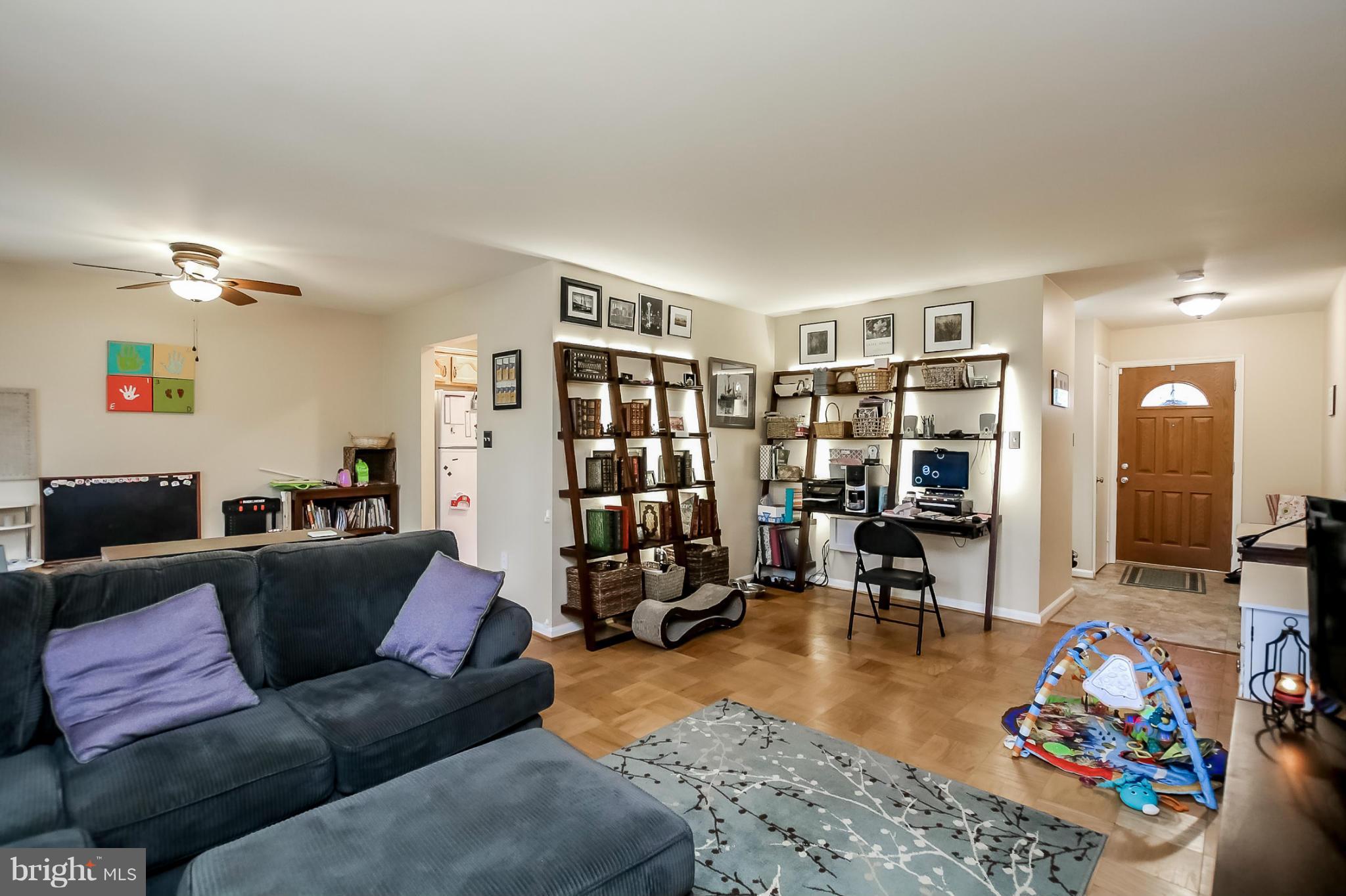 16125 Jerald Road Laurel, MD 20707 - Photo 5 of 30 Living Room