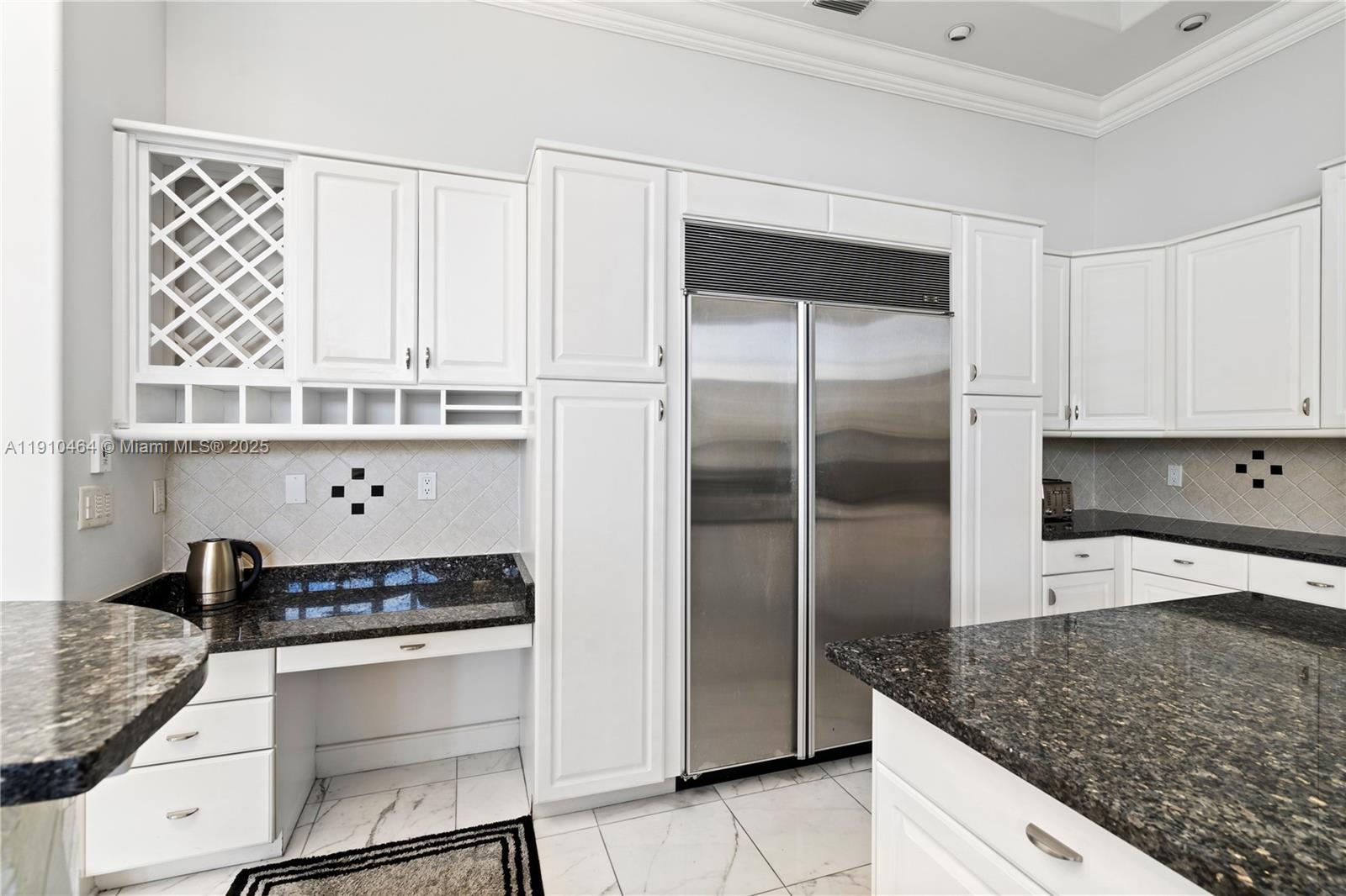 2939 Paddock Lane Weston, FL 33331 - Photo 17 of 59