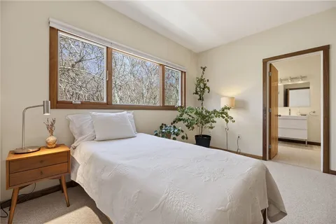 $1,725,000 | 85 Gounod Road, Westerly, RI 02891