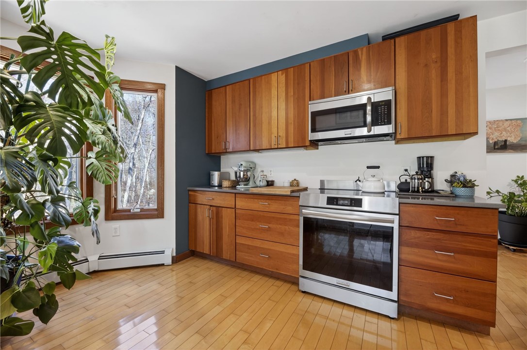 85 Gounod Road Westerly, RI 02891 - Photo 6 of 46