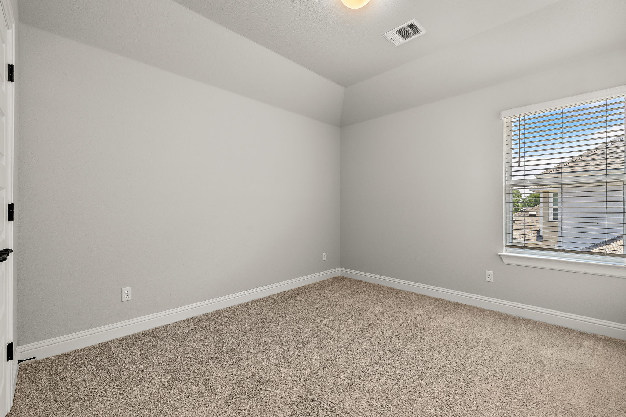 232 Stone Cyn Drive Georgetown, TX 78628 - Photo 31 of 39