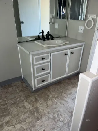 $189,000 | 2297 Brigadoon Avenue, Bishop, CA 93514