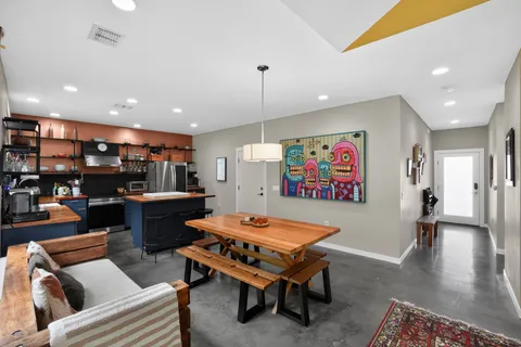 $575,000 | 301 West Stassney Lane, Unit 34, Austin, TX 78745