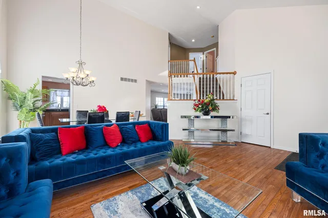 $374,900 | 4815 North Weaverridge Boulevard, Peoria, IL 61615